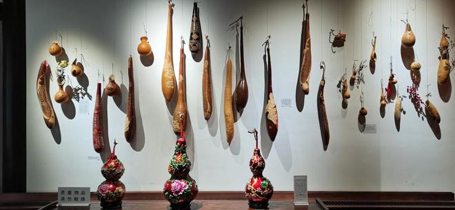 葫蘆工坊 深挖文化內(nèi)涵，拓展圖文設(shè)計(jì)，文旅產(chǎn)業(yè)的自救與新生